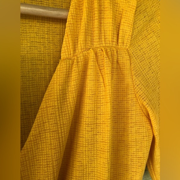 NWT NSR Mustard Yellow Top - Picture 2 of 6